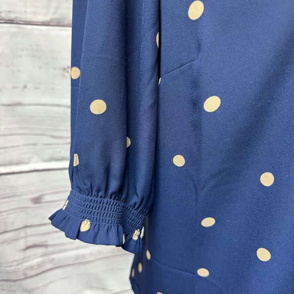 NWT RW&CO. Blue & Beige ¾ Sleeves Polka Dot Shirt - M - Picture 1 of 8